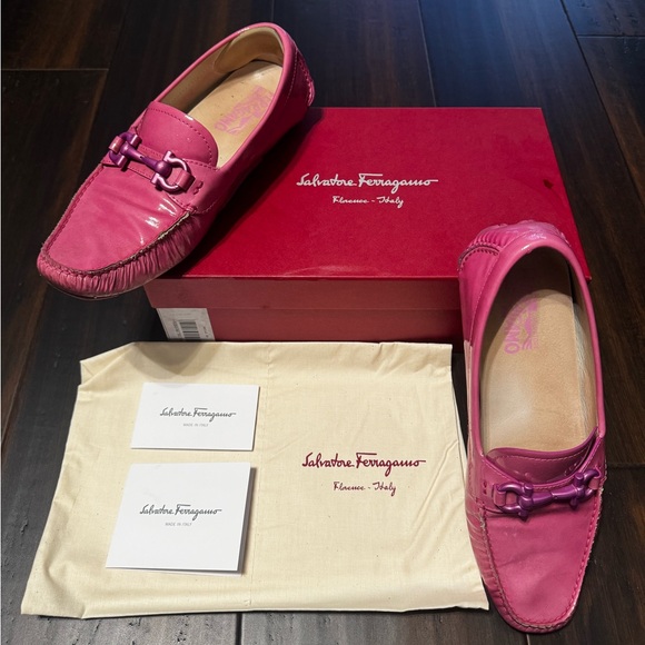 SALVATORE FERRAGAMO Parigi loafers pink patent leather 8.5 - Picture 1 of 10
